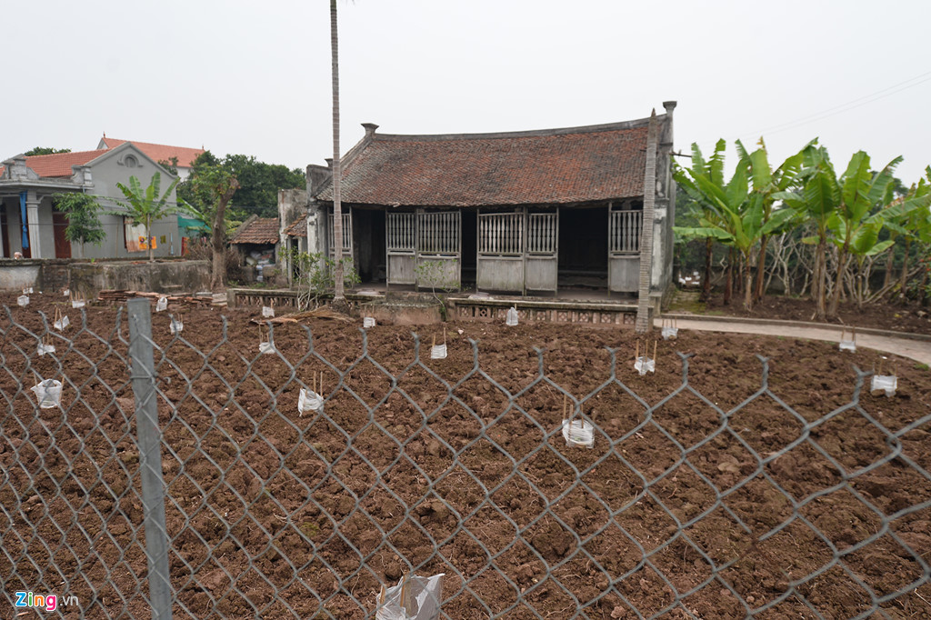 can canh nha ba kien 700 trieu dong o lang vu dai
