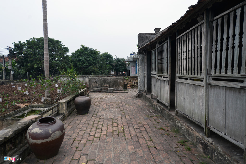 can canh nha ba kien 700 trieu dong o lang vu dai