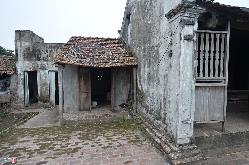 can canh nha ba kien 700 trieu dong o lang vu dai