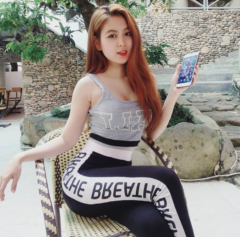 nu sinh sai gon duoc menh danh hot girl vong eo 58