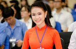 Phùng Bảo Ngọc Vân giành thêm giải thưởng khoa học