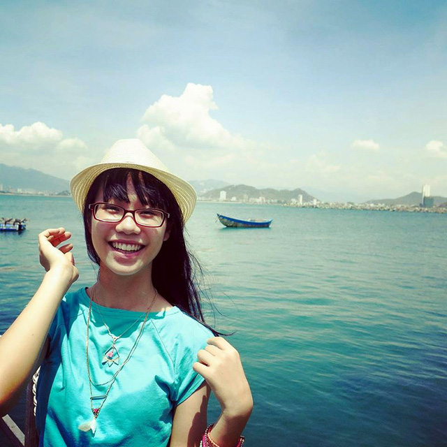 gap tan hoa khoi xinh dep da tai cua dai hoc ngoai thuong