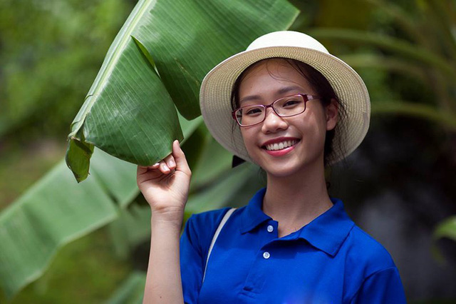 gap tan hoa khoi xinh dep da tai cua dai hoc ngoai thuong