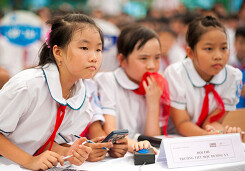 Hà Nội giảm nhiều cuộc thi cho học sinh