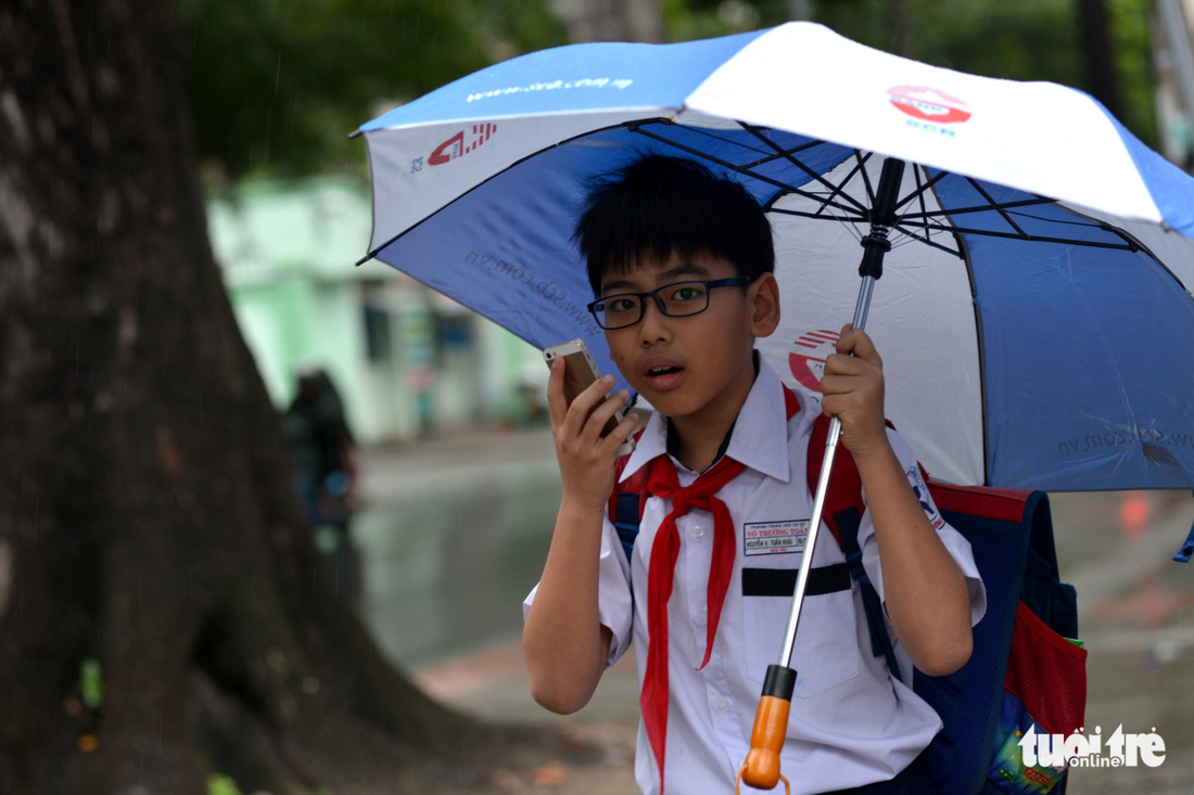 nhieu truong o sai gon cho hoc sinh nghi som tranh bao tembin