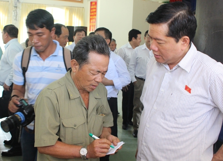bi thu dinh la thang ngan sach bi cat giam se anh huong lon den tp hcm