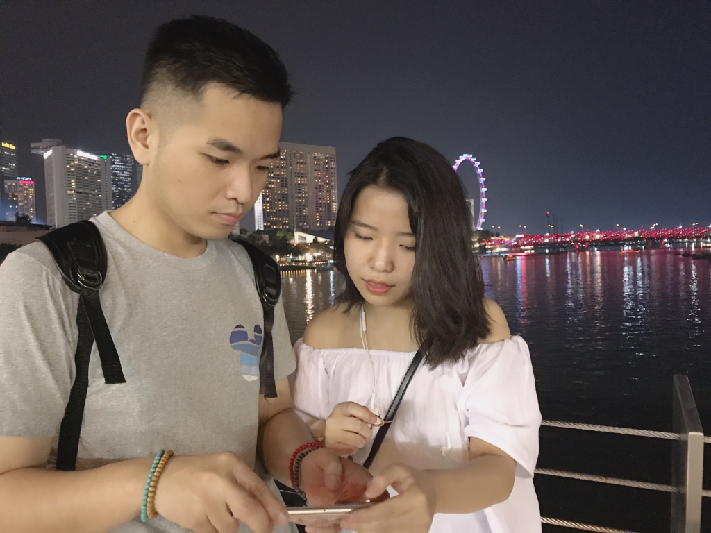kham pha singapore cung pham hong phuoc va co be tra sua nguyen ngoc quynh nhu sing my song 2018