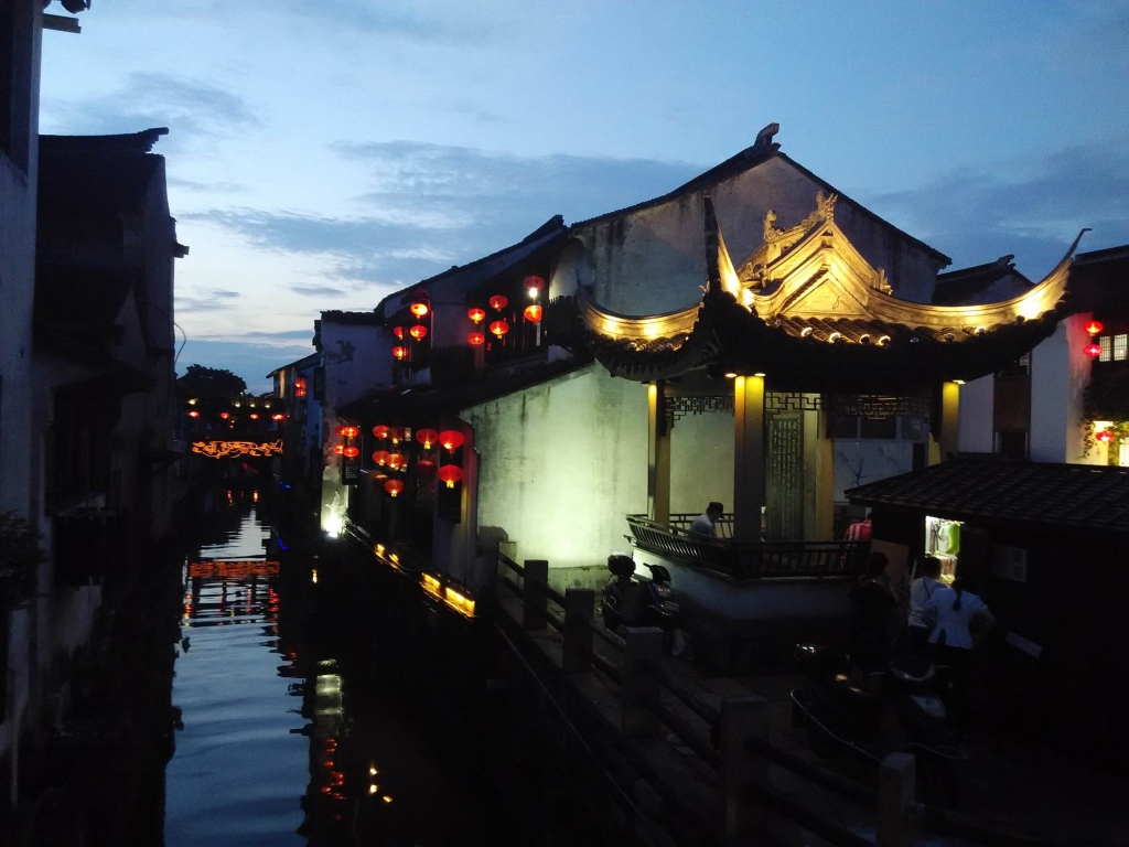 kham pha thien duong ha gioi cua trung quoc to chau hang chau