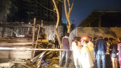 Hà Nội: Sập giàn giáo 3 người tử vong, 3 người khác bị thương