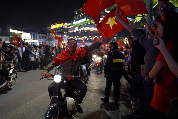 u23 viet nam u23 uzbekistan cscd ha noi bo tri khoang 40 chot phong chong dua xe trai phep