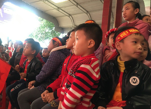 120 phut nhieu cung bac cam xuc tai gia dinh thu mon bui tien dung