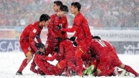 doc quyen bac si doi tuyen u23 lan dau tiet lo hinh anh cham soc cac cau thu vang