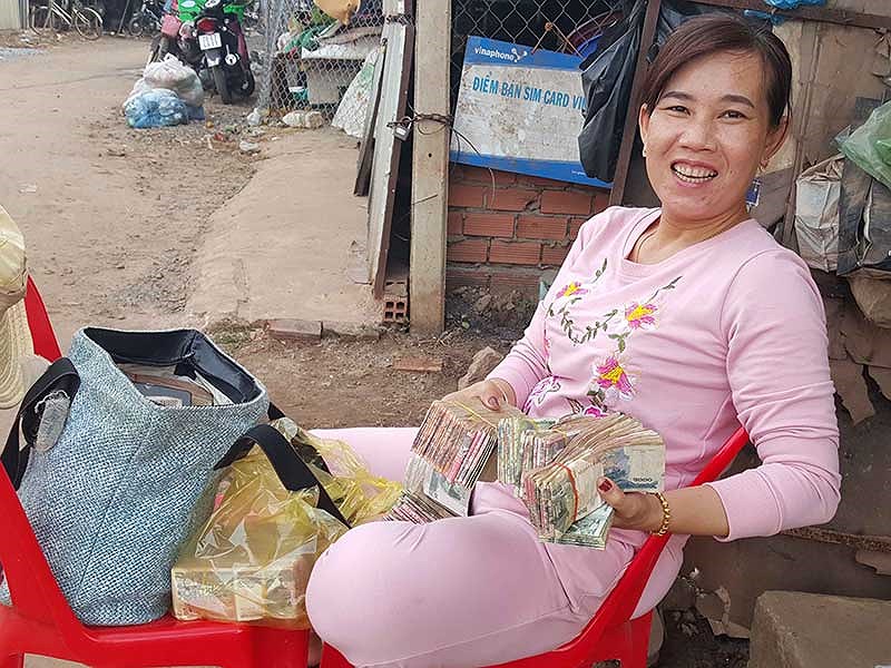 ngoi cho bien gioi day ap yeu thuong