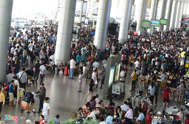 hang khong tau hoa va xe khach tang chuyen phuc vu tet