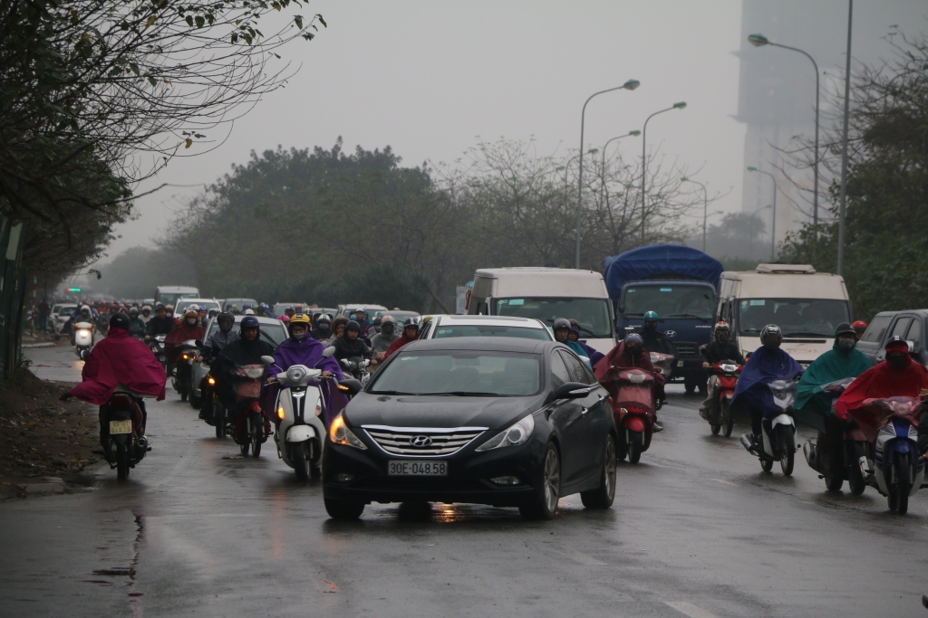 ha noi noi thong thoang noi nhich tung ty mot trong ngay dau tien di lam sau tet nguyen dan
