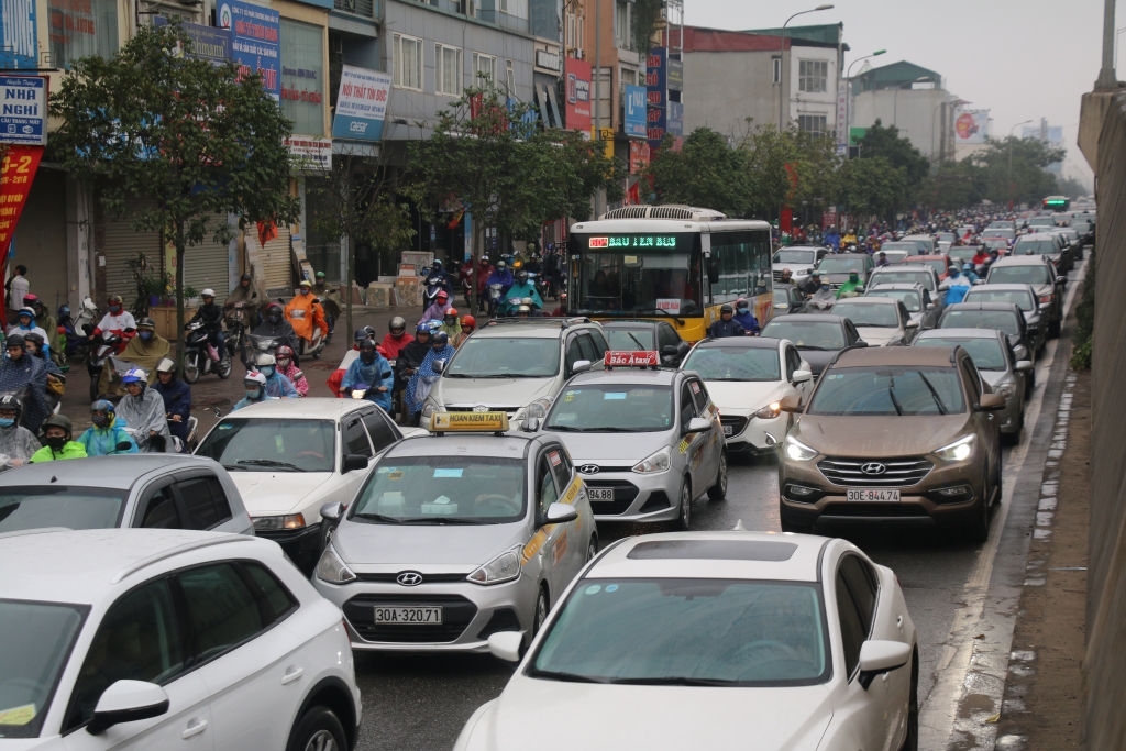 ha noi noi thong thoang noi nhich tung ty mot trong ngay dau tien di lam sau tet nguyen dan