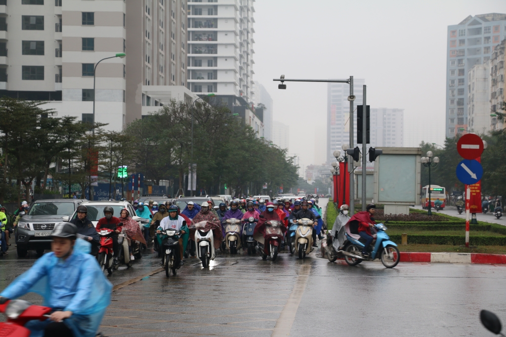 ha noi noi thong thoang noi nhich tung ty mot trong ngay dau tien di lam sau tet nguyen dan