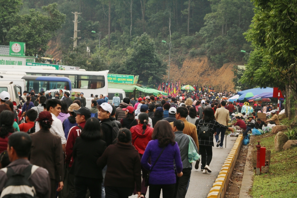 tac duong vao le hoi xuan yen tu 2018