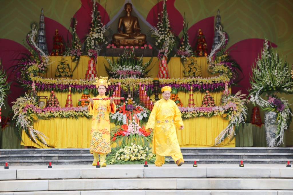 le hoi xuan yen tu 2018 su dung them tuyen cap treo thu 2 de van chuyen 5000 du khach moi gio