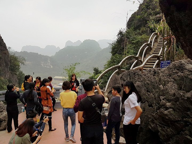 can canh cong trinh khung trai phep trong di san the gioi trang an