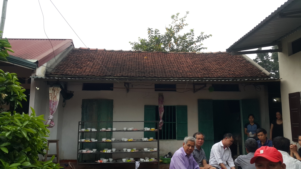 vu ca si chau viet cuong chau noi di lam se kiem tien ve do ong ba ma lai xay ra co su nay