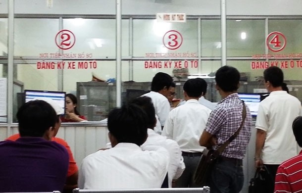 bo cong an huong dan thu tuc lam lai giay dang ky xe bi mat