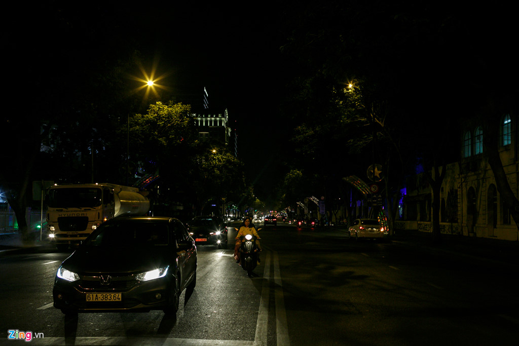 duong pho sai gon toi den trong 60 phut