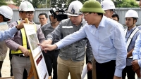 co the lam bot tuyen duong sat ha noi san bay noi bai