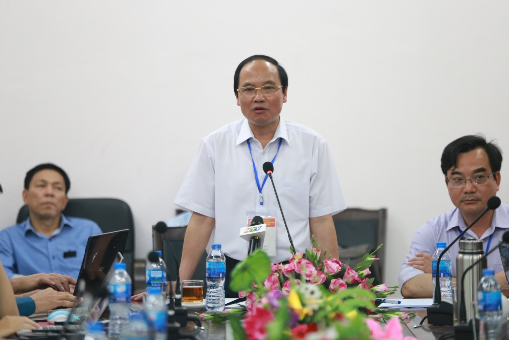 pho chu tich ubnd tinh phu tho le hoi den hung 2018 khong co that thu khong co vo tran