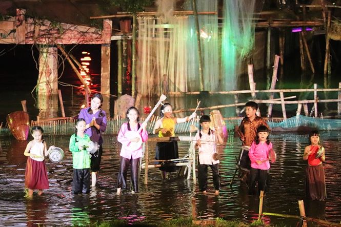Chân chất, lắng sâu ‘Âm vọng Sông Hương’ chan chat lang sau am vong song huong