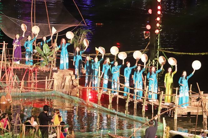 Chân chất, lắng sâu ‘Âm vọng Sông Hương’ chan chat lang sau am vong song huong