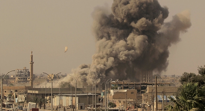 kho vu khi quan su syria lai bi na ten lua la luc nua dem