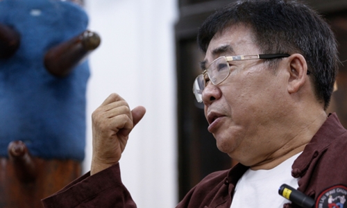 tu hieu dong bi phan ung vi binh luan ve ly tieu long