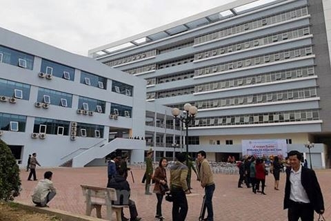 quan nhan hanh hung nhan vien y te o bac kan bi canh cao ve dang dieu chuyen cong tac