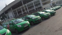 ‘500 anh em’ taxi Mai Linh tụ họp ở Mỹ Đình ‘xử’ lái xe Mercedes hành hung tài xế?