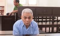 thanh hoa sau hai am thanh lon cua kinh cua cua hang quan ao sap khai truong vo vun