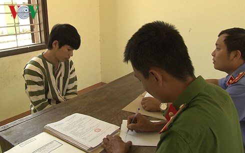 khoi to doi tuong chem cong an bi thuong