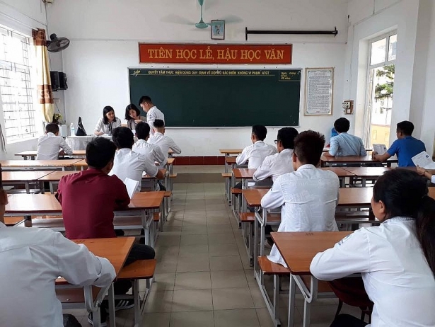 quang ninh hai thi sinh bi tai nan giao thong khong the thi thpt quoc gia