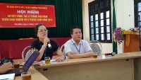 hanh dan xin giay chung tu dinh chi chuc vu pho chu tich phuong van mieu