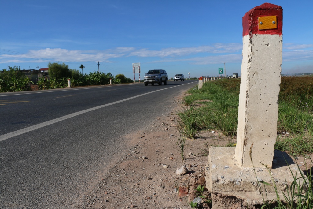 toan canh tuyen duong tranh huyen dong hung noi tram bot tan de thu phi cach hon 20km