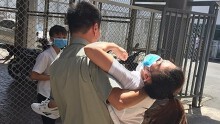Cấp cứu gần 50 công nhân, sơ tán hàng trăm người vì khí lạ ở Công ty Yazaki Đông Mai