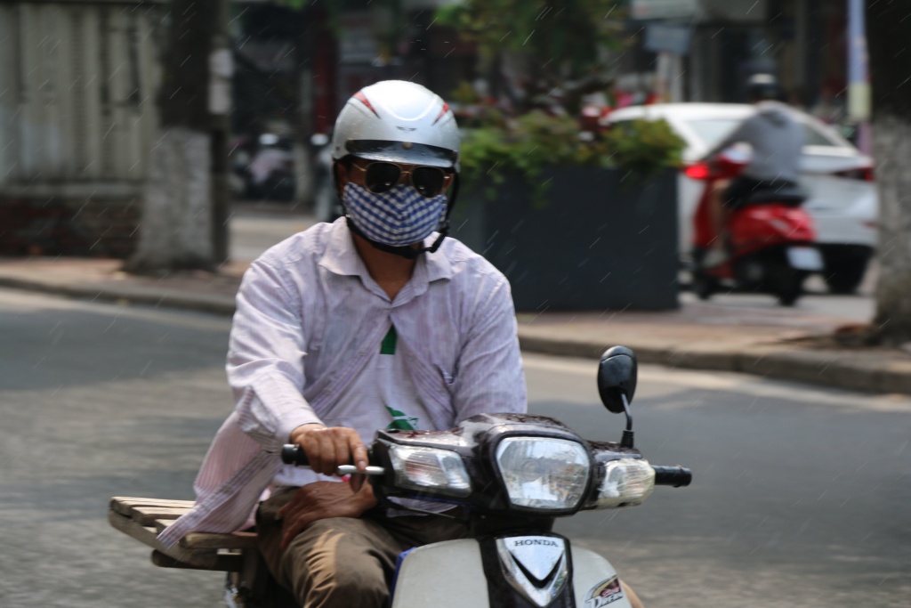 con mua vang giai nhiet cho nguoi dan ha noi