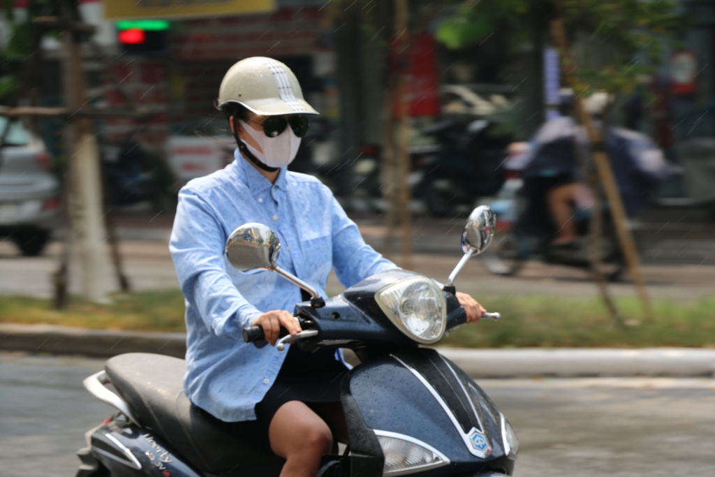 con mua vang giai nhiet cho nguoi dan ha noi