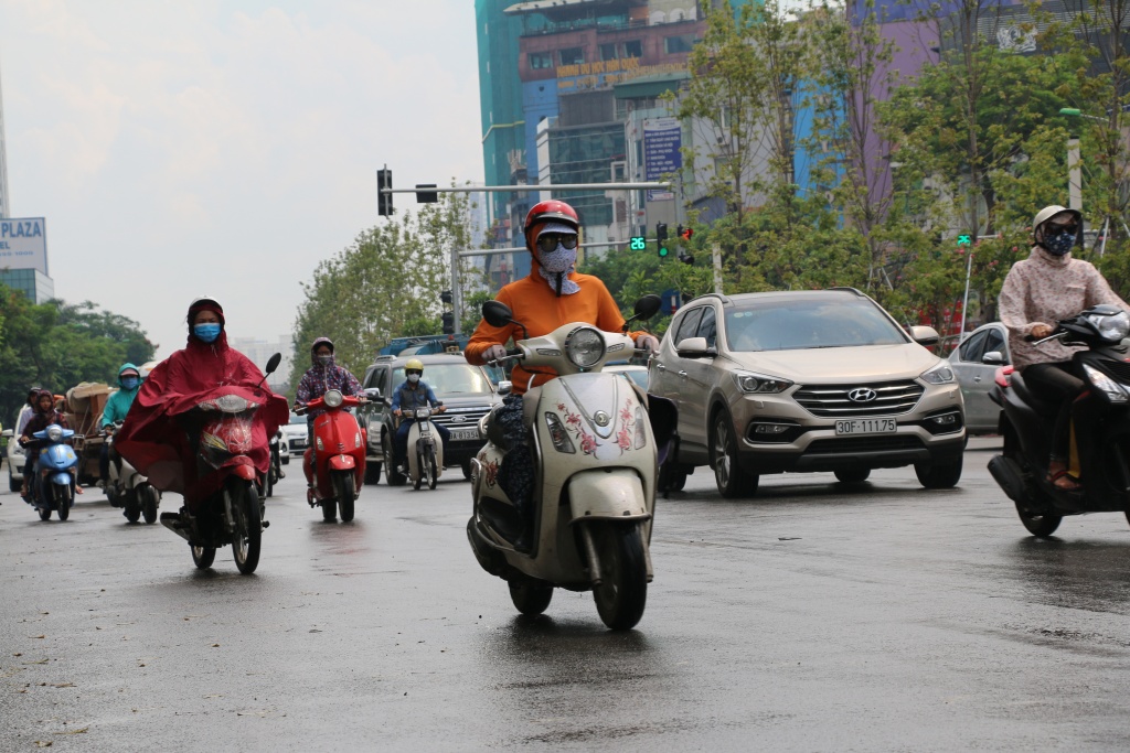con mua vang giai nhiet cho nguoi dan ha noi