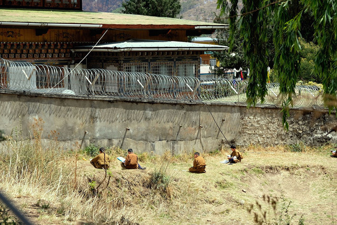 bhutan co gi ngoai hanh phuc