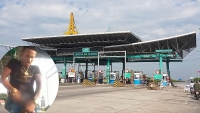 chan lo hang 2 ti usd tuon vao vn de ne thue cao cua my