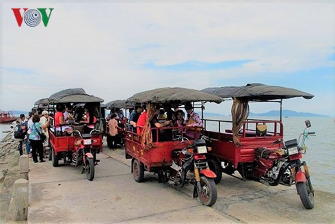 cam luu hanh xe tuc tuc o quang ninh hang tram chu xe se lam gi