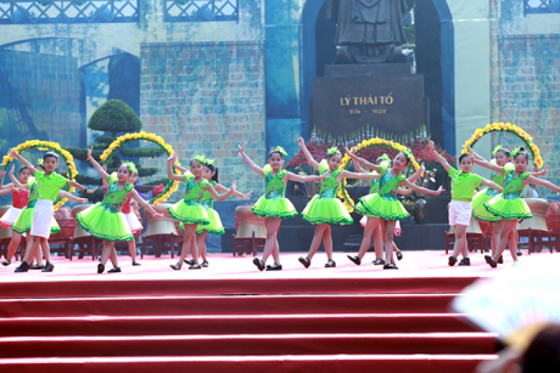ha noi to chuc nhieu hoat dong chao mung quoc khanh 29