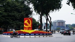 Lồng nhốt quyền lực, lồng nhốt tham vọng