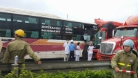 3 xe khach tong nhau tren cao toc noi bai lao cai nhieu nguoi nhap vien trong dem